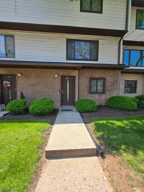 404-406 Chestnut St #14, Newark, NJ 07105