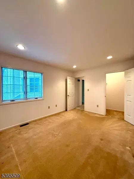 11 Coniston Ct, Wayne, NJ 07470 photo 21