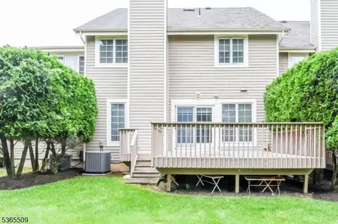11 Coniston Ct, Wayne, NJ 07470 photo 3