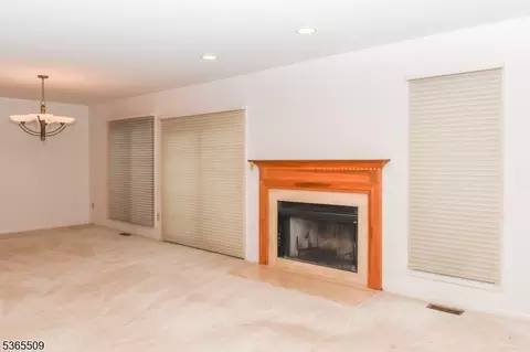 11 Coniston Ct, Wayne, NJ 07470 photo 10