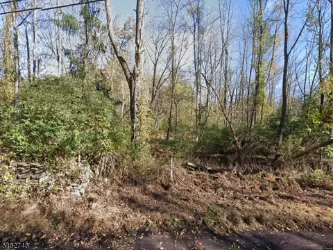 76 South St, Frelinghuysen Twp, NJ 07821