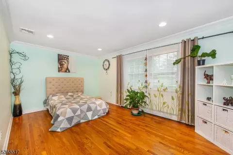 635 Alps Rd, Wayne, NJ 07470 photo 15