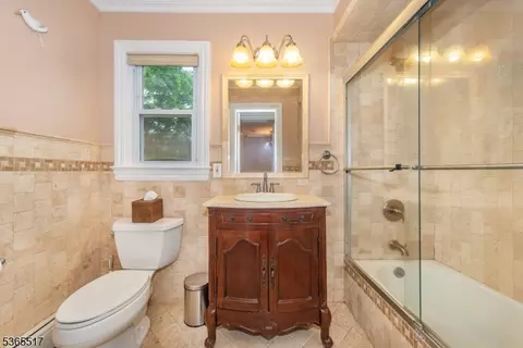 635 Alps Rd, Wayne, NJ 07470 photo 16