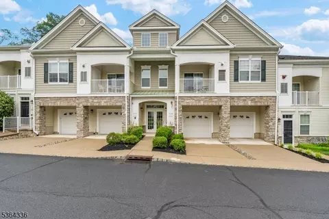1005 Meadow Brook Ct #1005, Whippany, NJ 07981