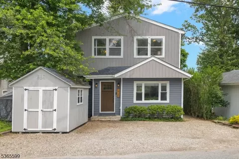 48 Seneca Trl, Denville, NJ 07834