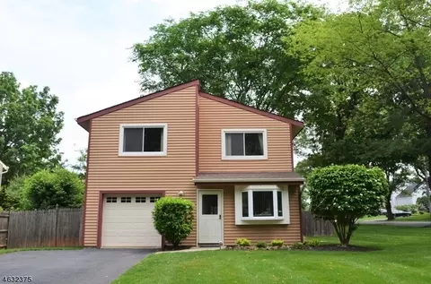 2 Long St, Piscataway, NJ 08854