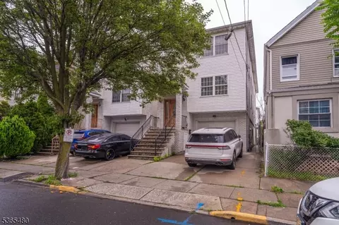 243 Bond St, Elizabeth City, NJ 07206
