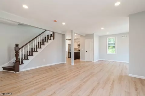 64 William St, Dover, NJ 07801 photo 6