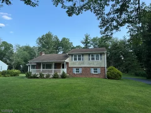 508 Stony Brook Dr, Bridgewater, NJ 08807