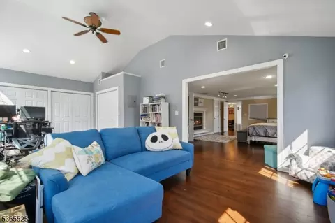 51 Greenbrook Rd, Middlesex, NJ 08846 photo 27