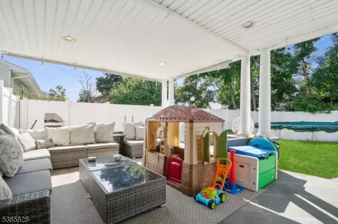 51 Greenbrook Rd, Middlesex, NJ 08846 photo 32