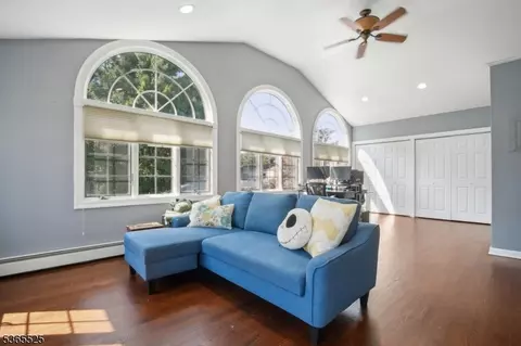 51 Greenbrook Rd, Middlesex, NJ 08846 photo 28