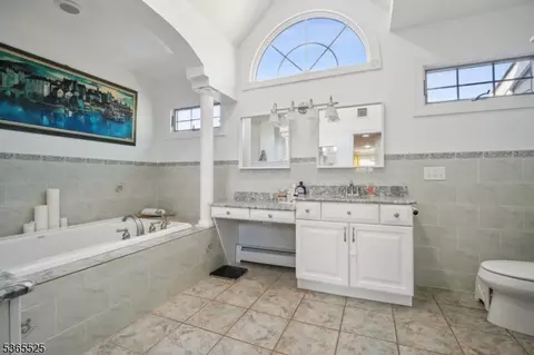 51 Greenbrook Rd, Middlesex, NJ 08846 photo 24