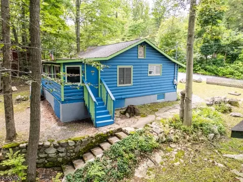 3 Maple Rd, Sussex, NJ 07461 photo 2