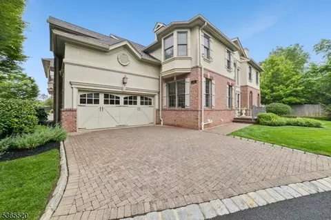 27 Green Way, New Providence, NJ 07974