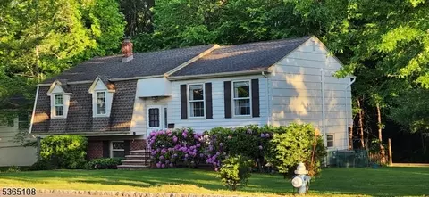 138 Garfield St, Berkeley Heights, NJ 07922
