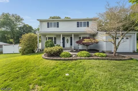 119 Sunrise Ter, Washington, NJ 07882