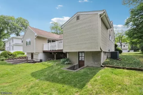 515 Salem St, Paramus, NJ 07652 photo 22