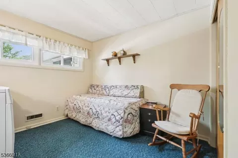 515 Salem St, Paramus, NJ 07652 photo 11