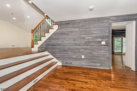 44 Grover Dr, Wayne, NJ 07470 photo 8
