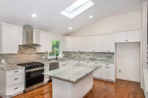 44 Grover Dr, Wayne, NJ 07470 photo 11