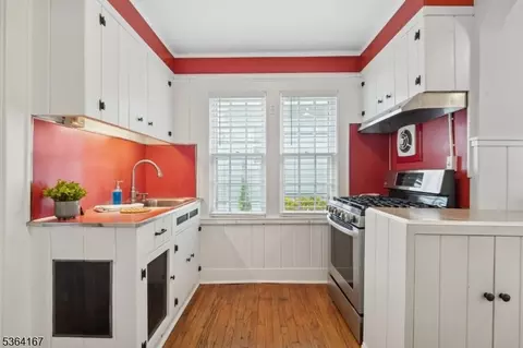 738 Ridgewood Rd, Millburn, NJ 07041 photo 10