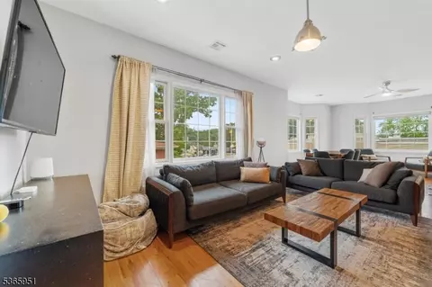 87-02 Centre St #2, Nutley, NJ 07110 photo 7