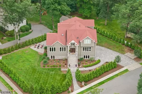 186 Alps Rd, Wayne, NJ 07470 photo 1