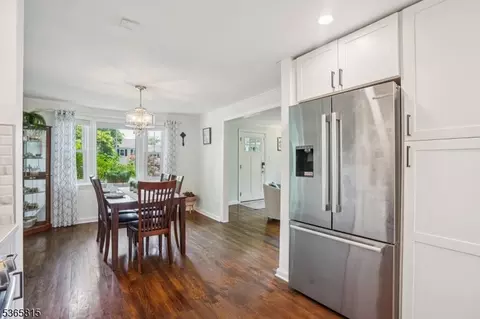 23 Locust Ave, Millburn, NJ 07041 photo 12