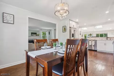 23 Locust Ave, Millburn, NJ 07041 photo 9