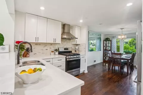 23 Locust Ave, Millburn, NJ 07041 photo 13