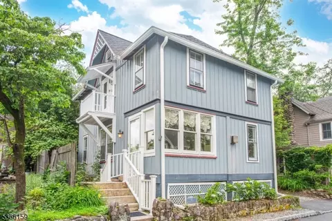 6 Mc Clintock Pl, Mount Tabor, NJ 07878