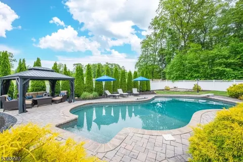 48 Saunders Ln, Hackettstown, NJ 07840 photo 38