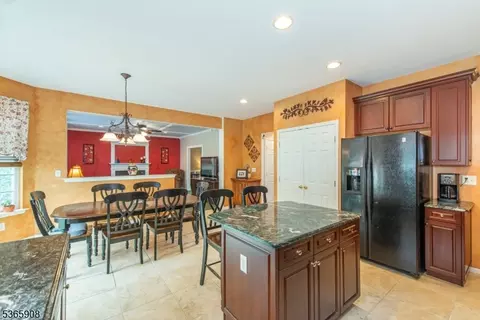 48 Saunders Ln, Hackettstown, NJ 07840 photo 13
