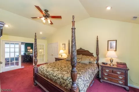 48 Saunders Ln, Hackettstown, NJ 07840 photo 23