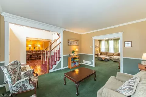48 Saunders Ln, Hackettstown, NJ 07840 photo 5