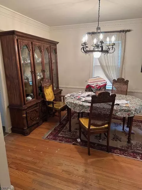 4 Hampton Pl, Nutley, NJ 07110 photo 5