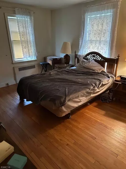 4 Hampton Pl, Nutley, NJ 07110 photo 7