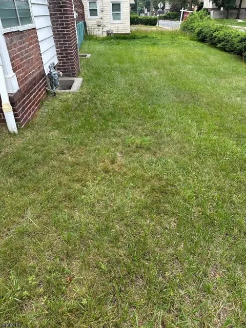 4 Hampton Pl, Nutley, NJ 07110 photo 10