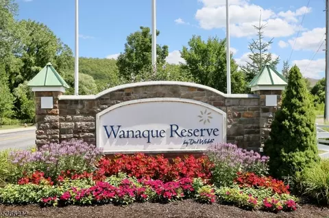 6114 Warrens Way #114, Wanaque, NJ 07465