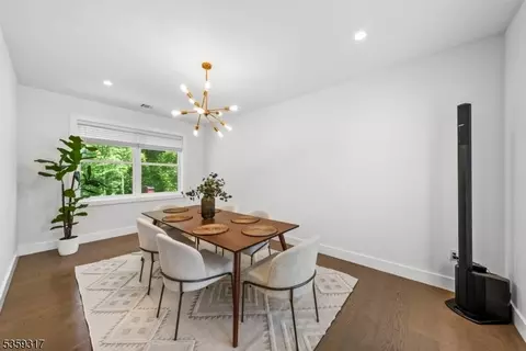 Dining - 190 Riverside Dr, Springfield, NJ 07081 photo 1 of 2