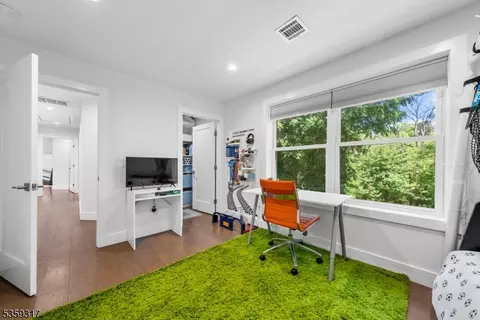 Other - 190 Riverside Dr, Springfield, NJ 07081 photo 9 of 16