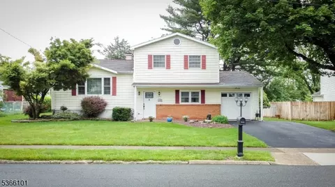 123 Pleasant View Rd, Hackettstown, NJ 07840