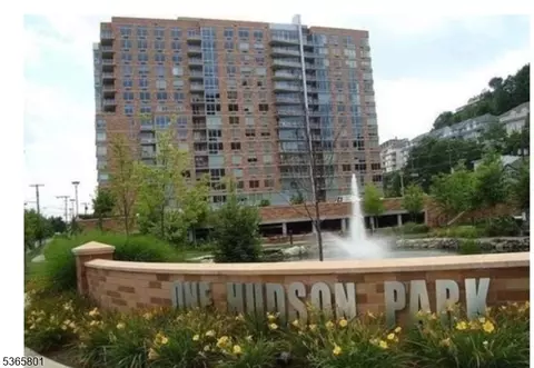 1611 Hudson Park #1611, Edgewater, NJ 07020
