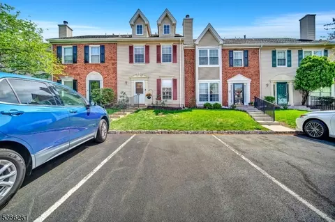 2904 Pinhorn Dr, Bridgewater, NJ 08807