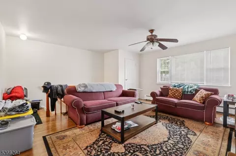 1245 Valley Rd # B, Wayne, NJ 07470 photo 4