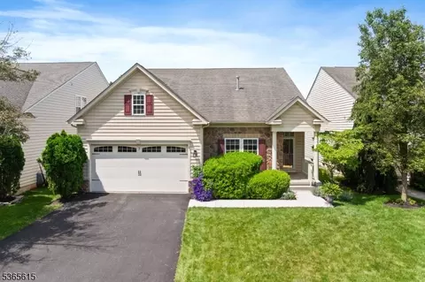 7 Thornton St, Hillsborough, NJ 08844