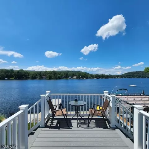 46 E Shore Culver Rd, Branchville, NJ 07826