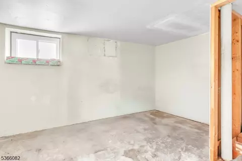 Bedroom - 1432 Munn Ave, Hillside, NJ 07205 photo 10 of 10