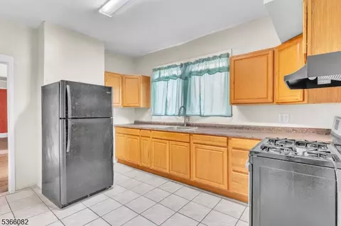 Kitchen - 1432 Munn Ave, Hillside, NJ 07205 photo 1 of 3